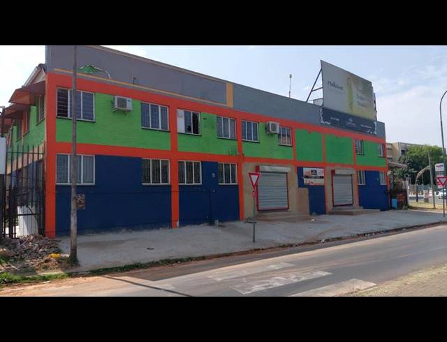 BUSINESS PROPERTY TO RENT IN MARTINDALE